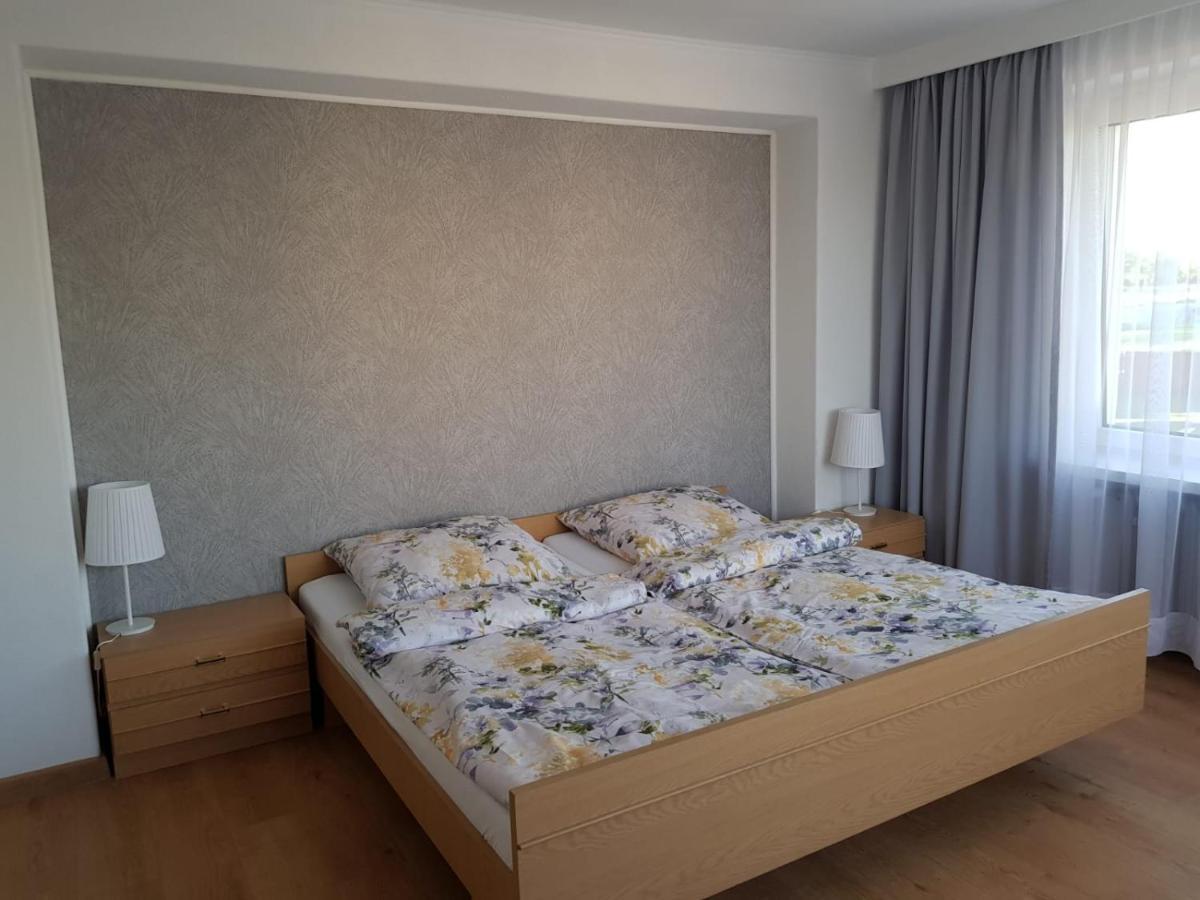 Apartament Aleksandra We Wielu Z Widokiem Na Jezioro Wiele Exterior photo