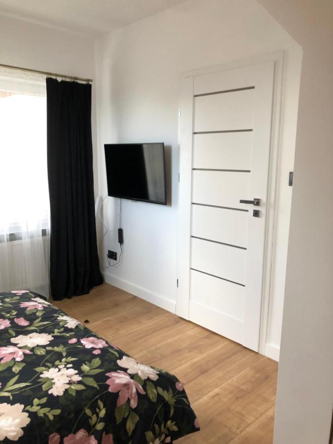 Apartament Aleksandra We Wielu Z Widokiem Na Jezioro Wiele Exterior photo